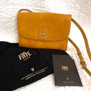 FRYE Melissa Wallet Crossbody Clutch Leather